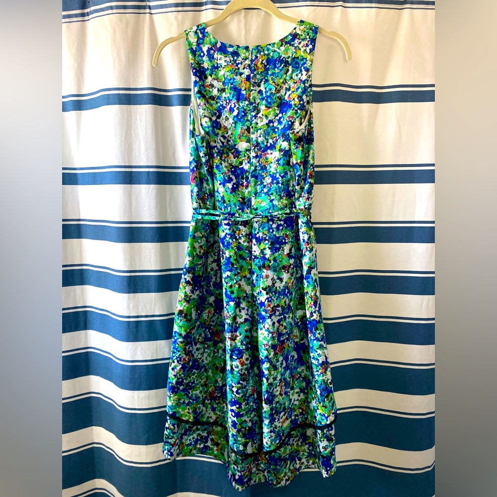 Abstract Floral Ann Taylor Sleeveless Dress With Black Trim